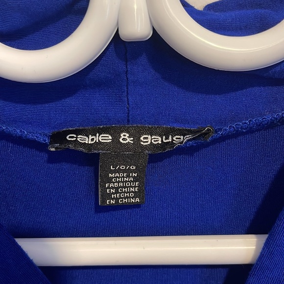 Top - Picture 2 of 3